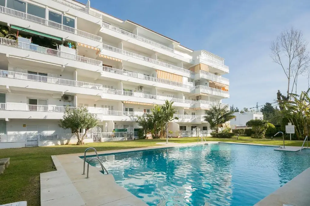 Banus Apartamentos